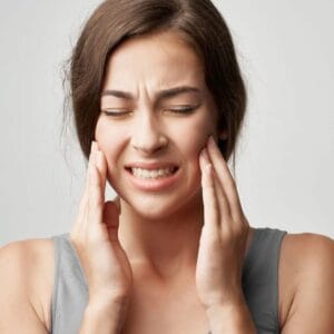 bruksizm-dis-sikma Dişlerinizi Sıkıyor Olabilir Misiniz?