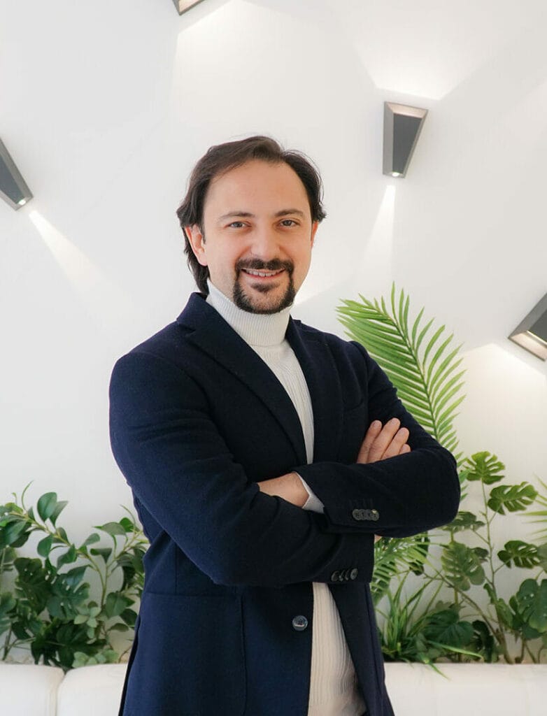 Ortodonti Uzmanı Kerem Atamözlü porte resmi