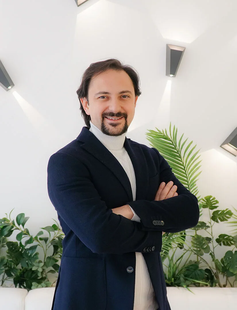 Dr. Kerem Atamözlü