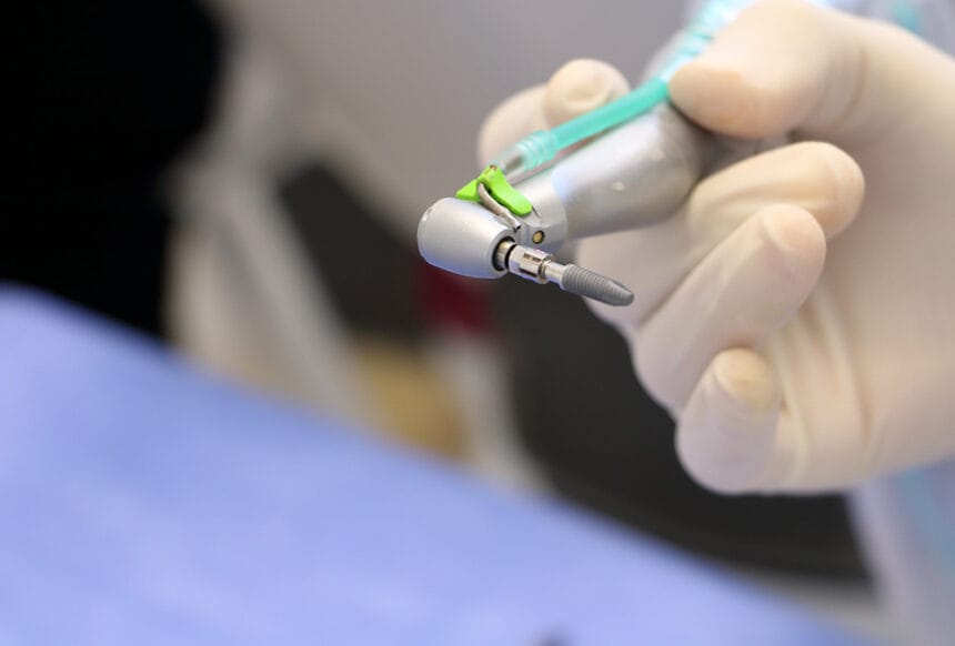 Galeri Softdent Dt. Tuba & Dr. Kerem Atamözlü Kliniği